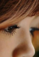 Азиатка в красивых трусиках показывает свою мохнатую письку 8 фото