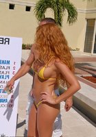 Конкурс бикини 15 фотография